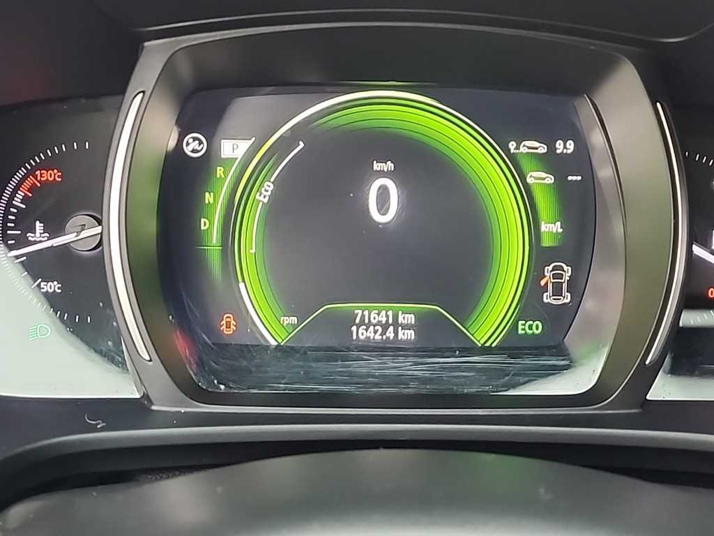 SAMSUNG QM6 - Vista 6