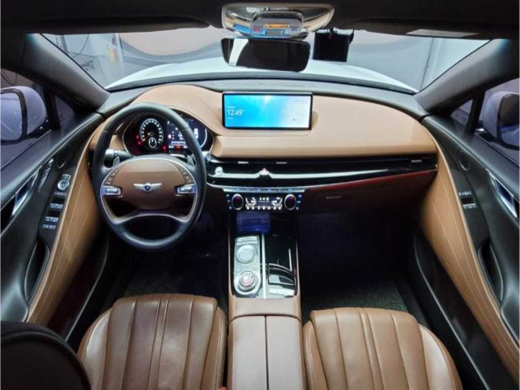 Genesis G80 - Vista 6