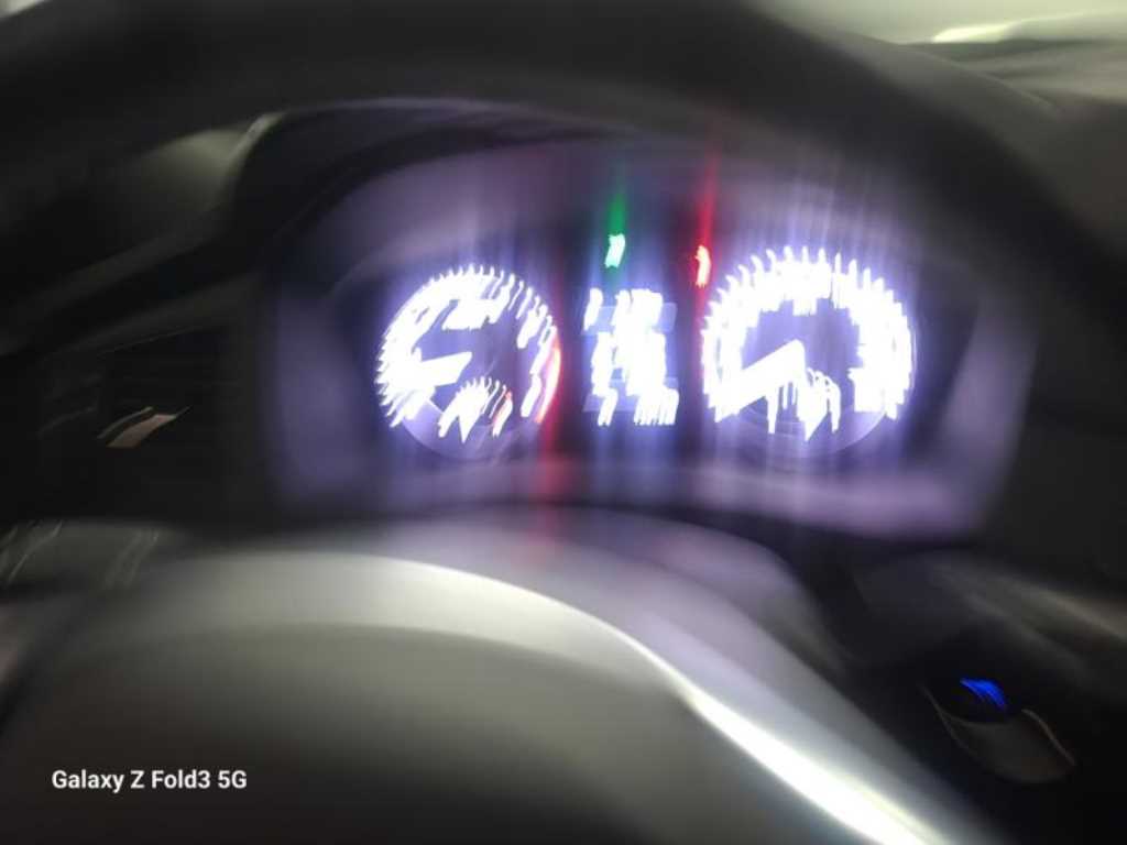 HYUNDAI Sonata - Vista 4