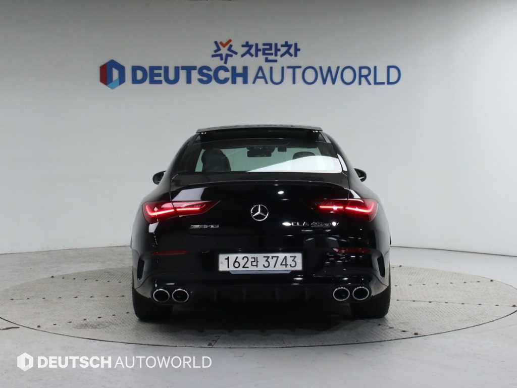 Mercedes Benz CLA Class - Vista 4