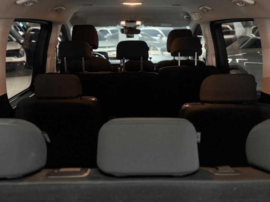 HYUNDAI Staria - Vista 11