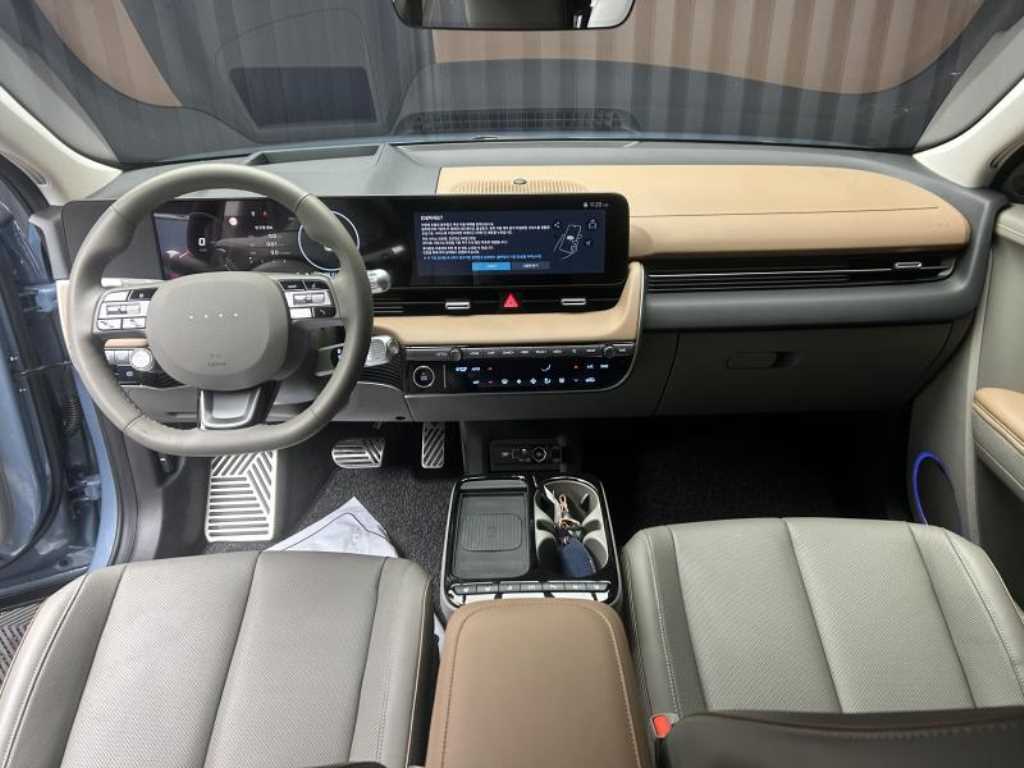 HYUNDAI Ioniq 5 - Vista 8