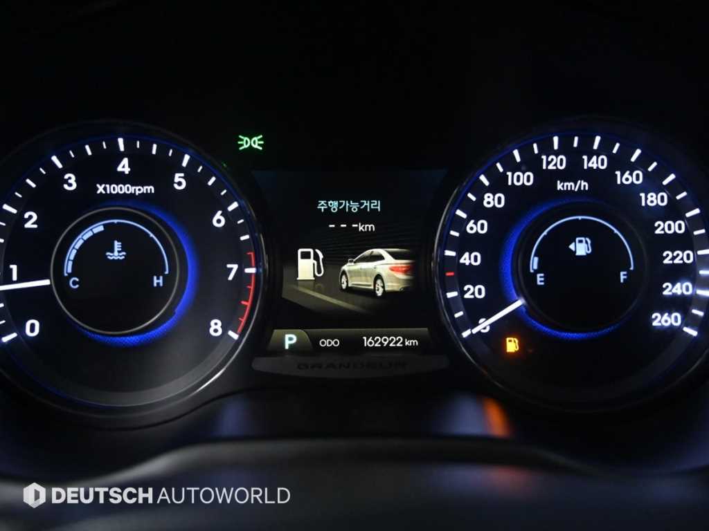 HYUNDAI Grandeur - Vista 8