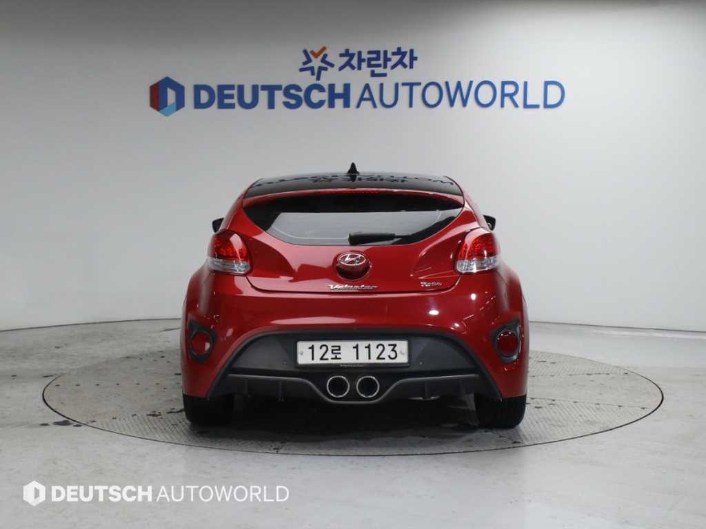 HYUNDAI Veloster - Vista 4