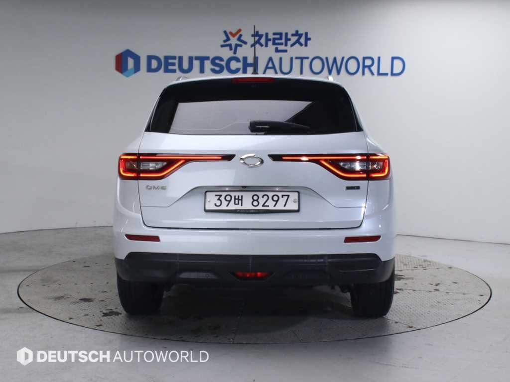 SAMSUNG QM6 - Vista 4