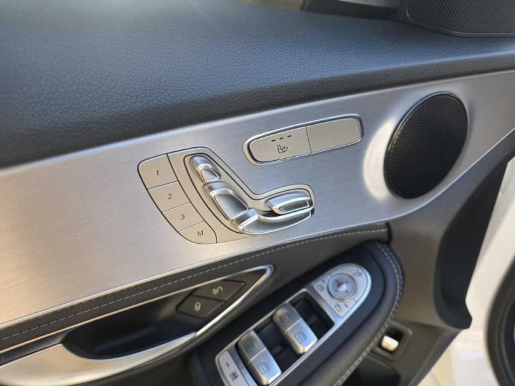 Mercedes Benz C Class - Vista 10