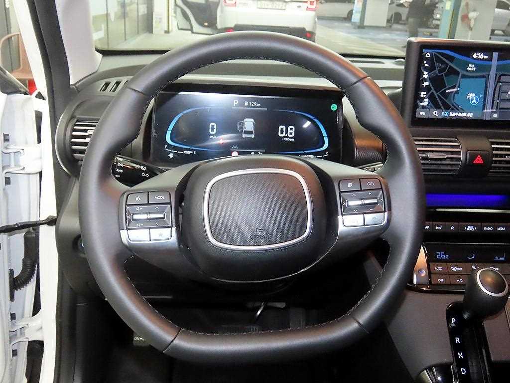 HYUNDAI Casper - Vista 8