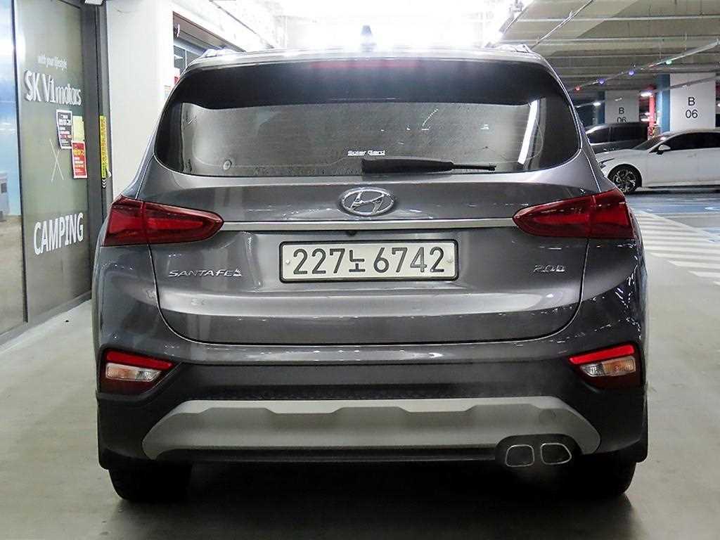 HYUNDAI Santa Fe - Vista 5