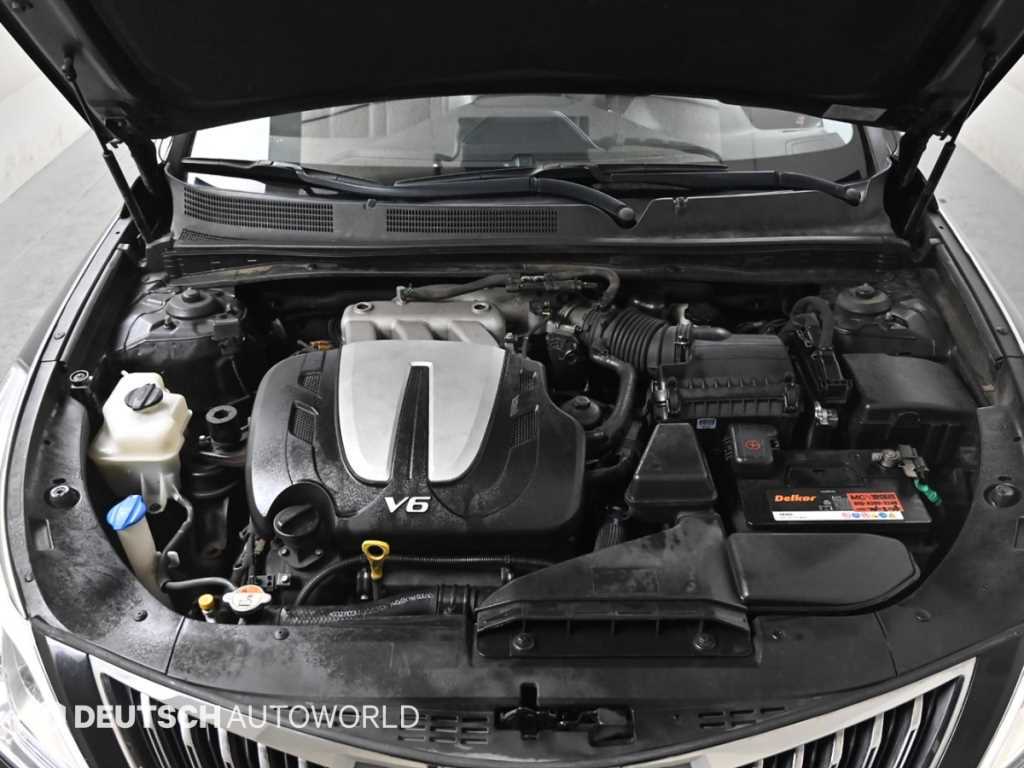 HYUNDAI Grandeur - Vista 6