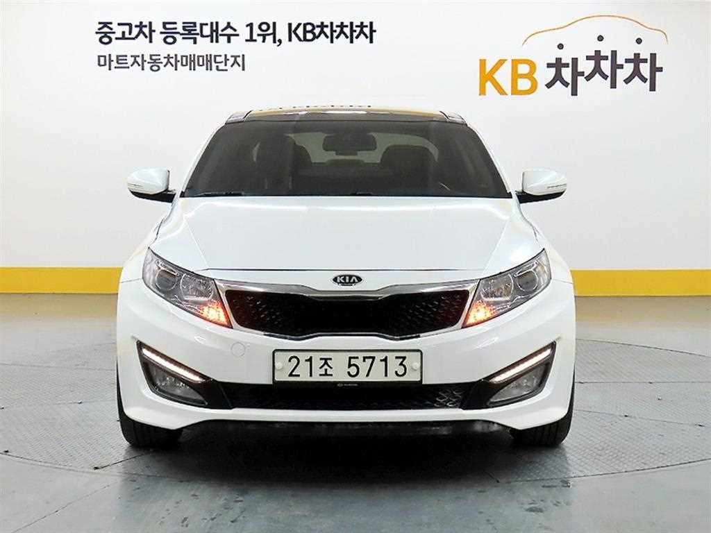 KIA K5 2013 Blanco - Importación desde Corea - HF Imports Iquique - Foto 1
