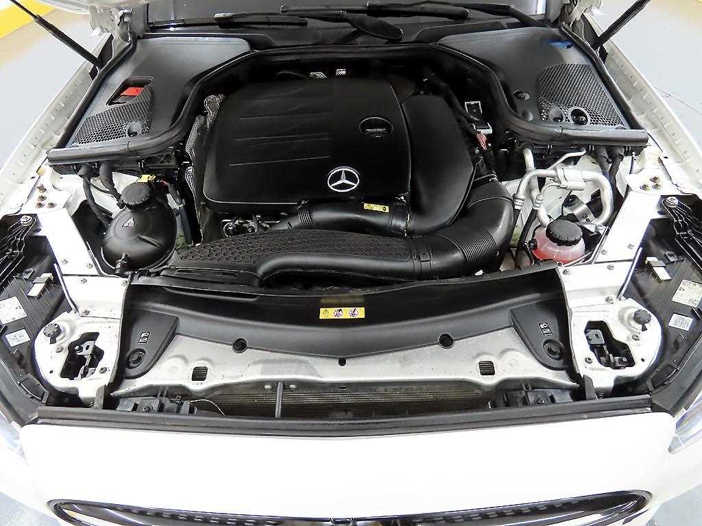 Mercedes Benz E class 2021 Blanco - Importación desde Corea - HF Imports Iquique - Foto 19