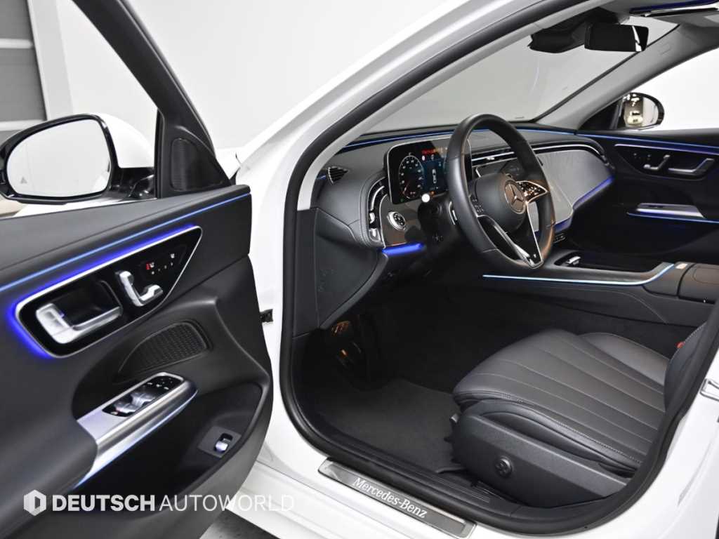 Mercedes Benz E class - Vista 11