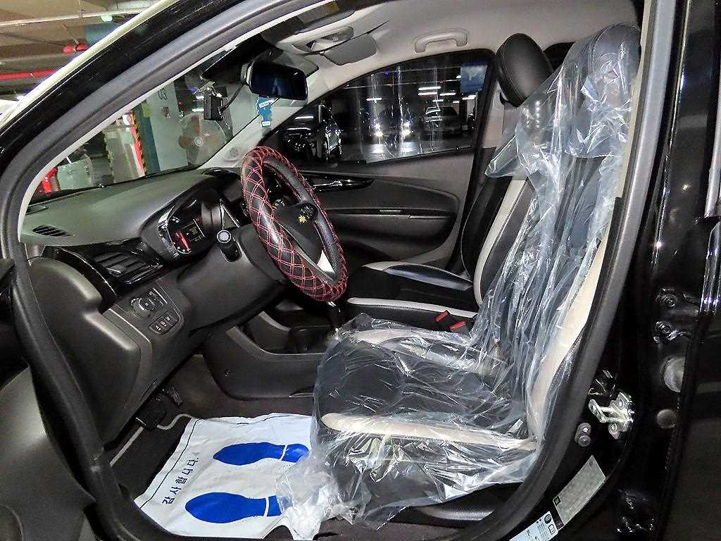 Chevrolet Spark - Vista 6