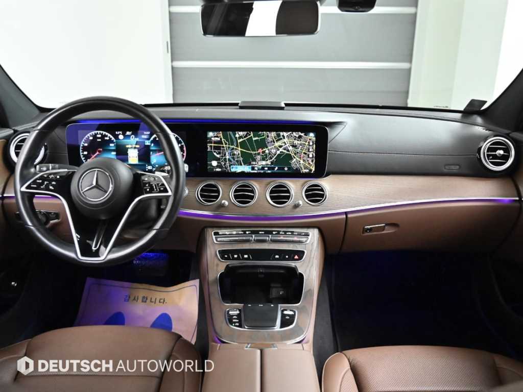 Mercedes Benz E class - Vista 7