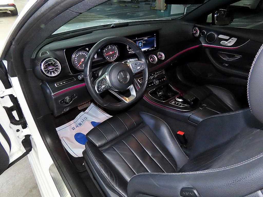 Mercedes Benz E class - Vista 10