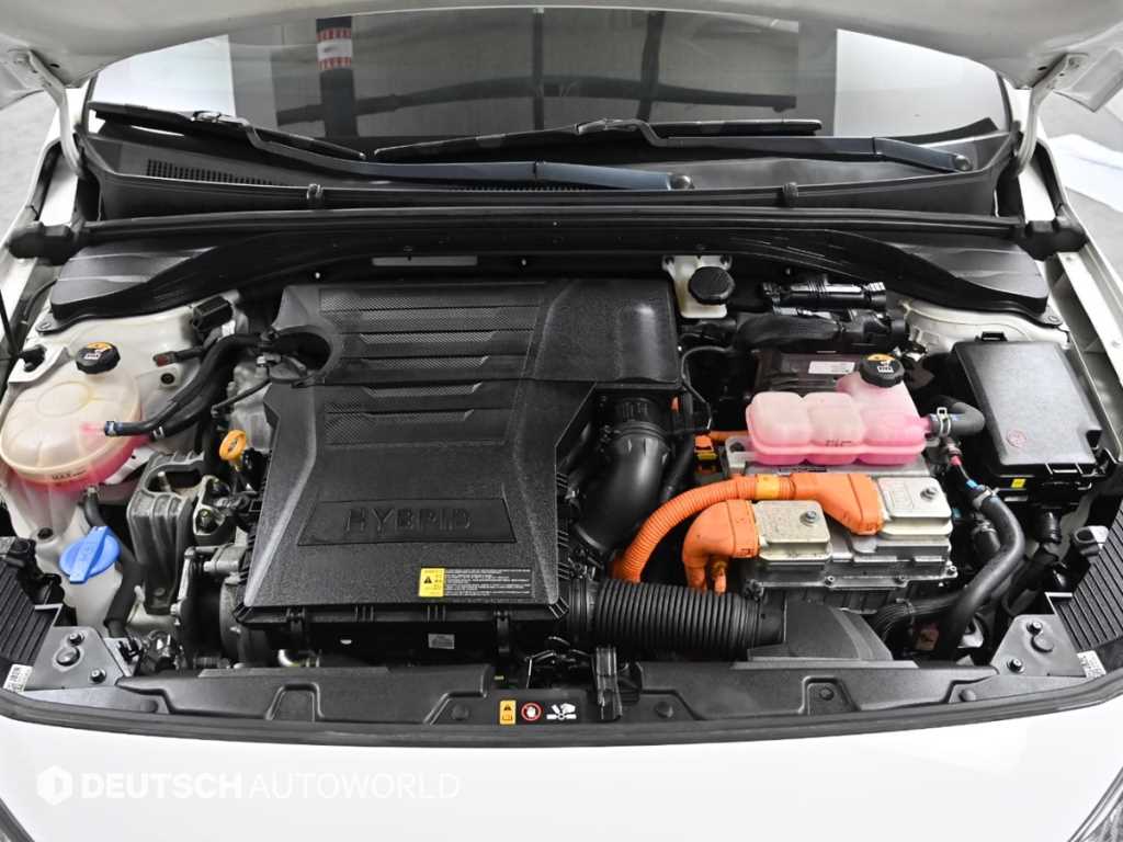 HYUNDAI Ioniq - Vista 6