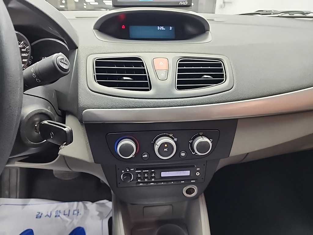 SAMSUNG SM3 - Vista 10