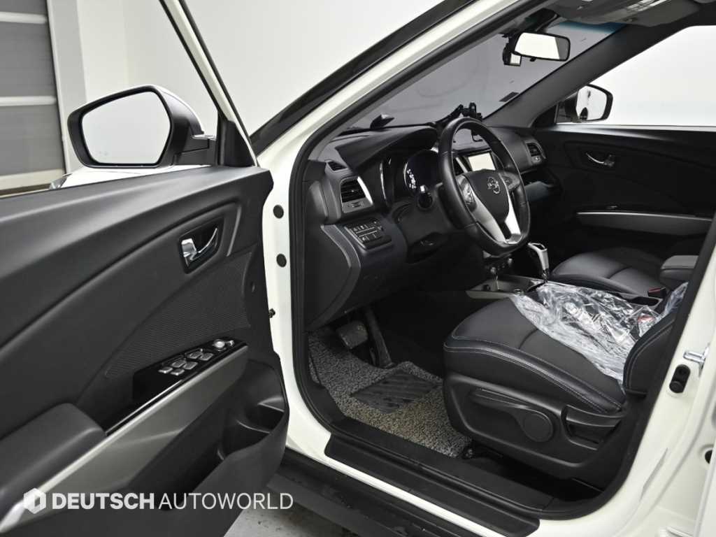 Ssangyong Tivoli - Vista 11