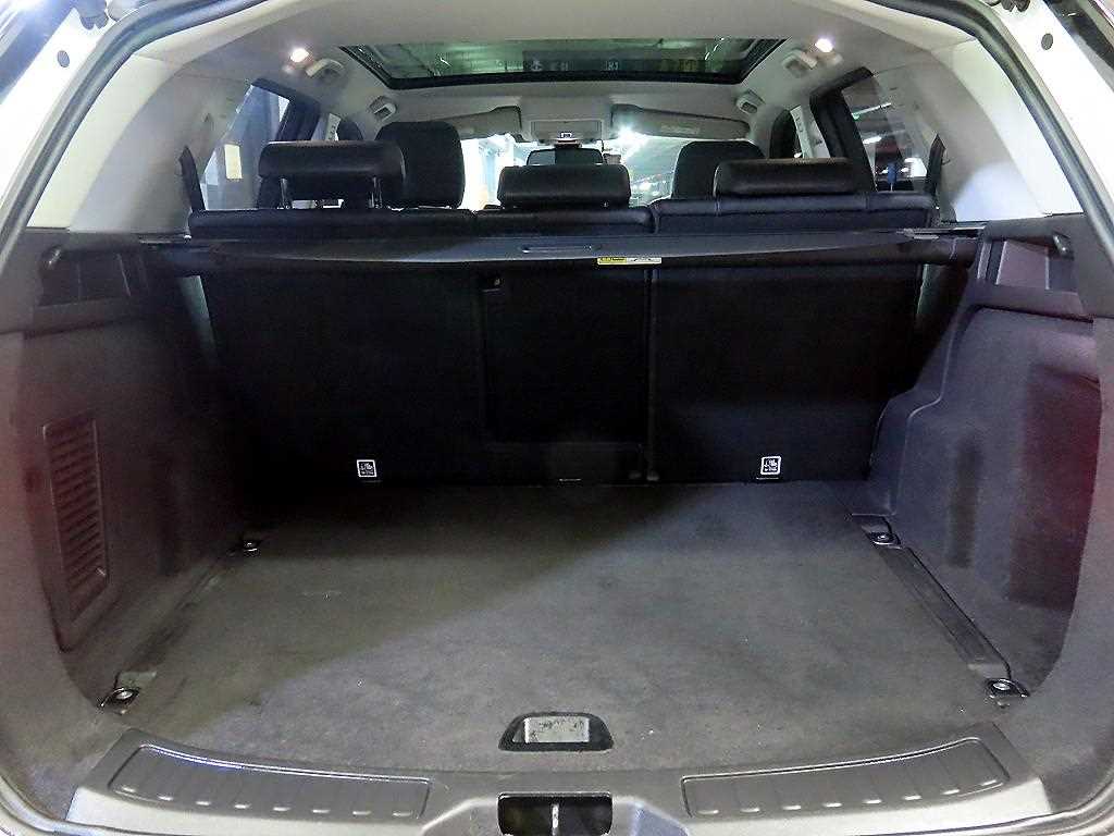 Land Rover Discovery Sports 2018 Blanco - Importación desde Corea - HF Imports Iquique - Foto 17