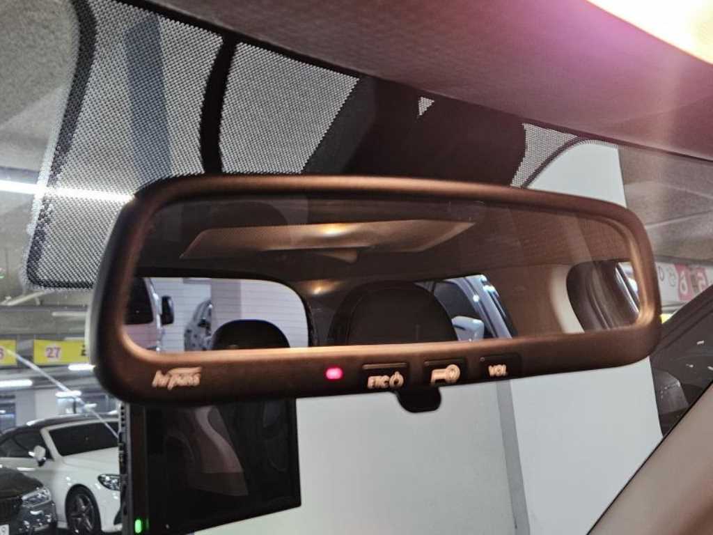 HYUNDAI Casper - Vista 5