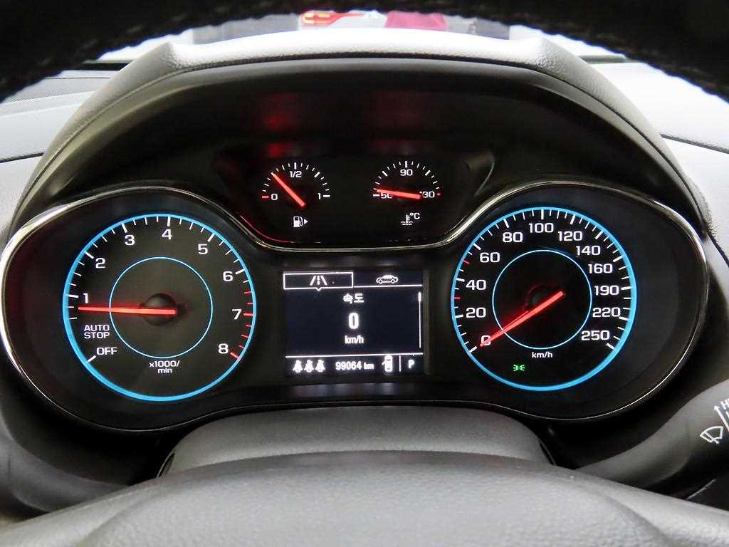 Chevrolet Cruise - Vista 6