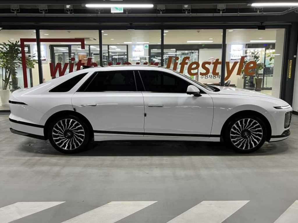 HYUNDAI Grandeur - Vista 4