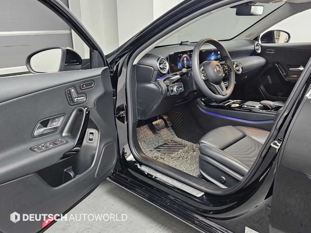 Mercedes Benz A Class - Vista 11