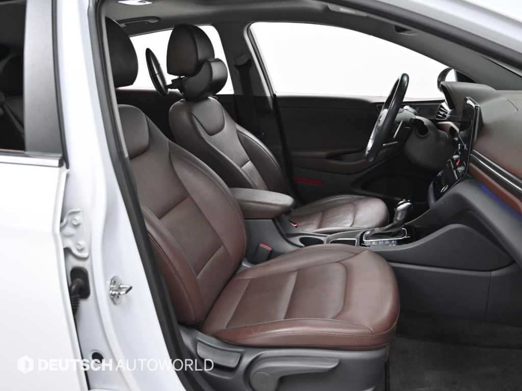 HYUNDAI Ioniq - Vista 10