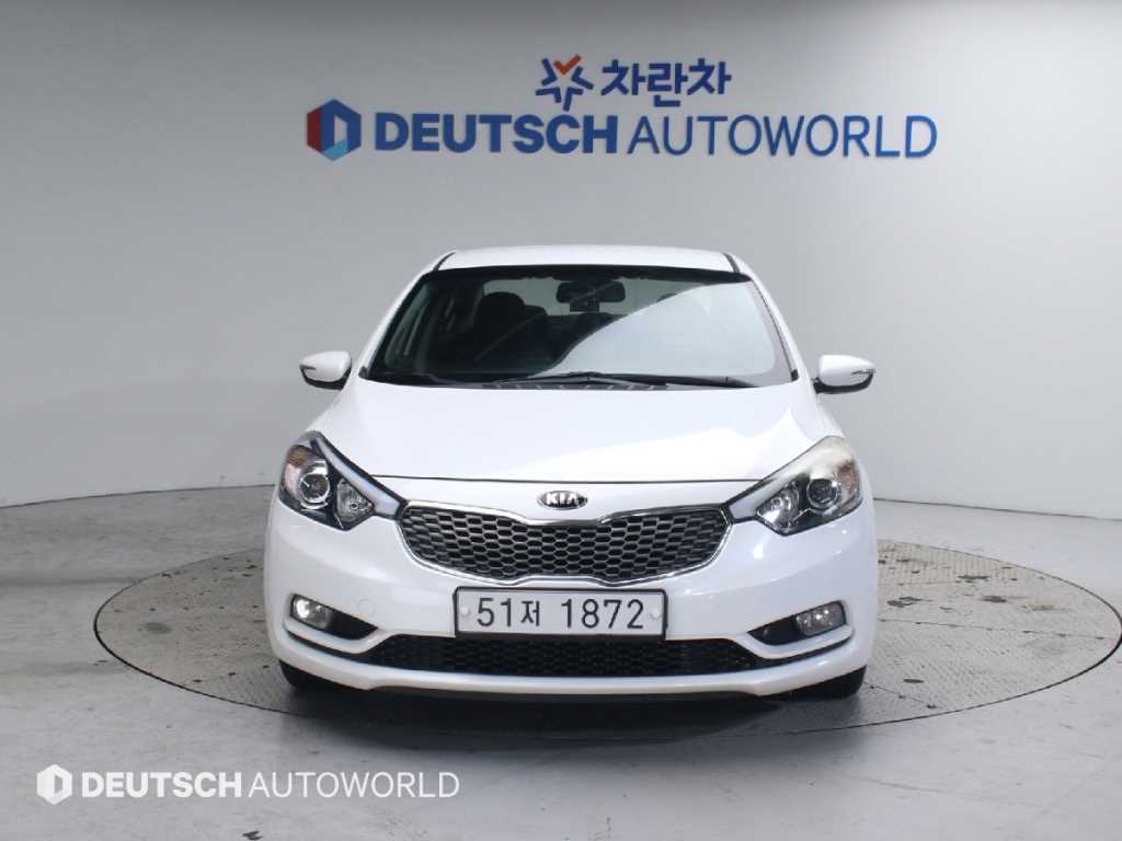KIA K3 2013 Blanco - Importación desde Corea - HF Imports Iquique - Foto 1