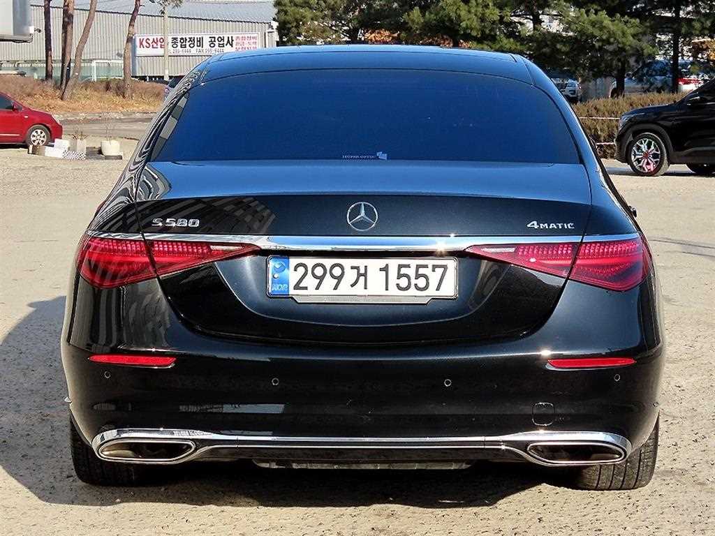 Mercedes Benz S Class - Vista 4