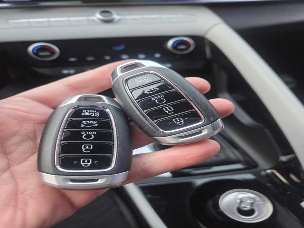 HYUNDAI Avante - Vista 5