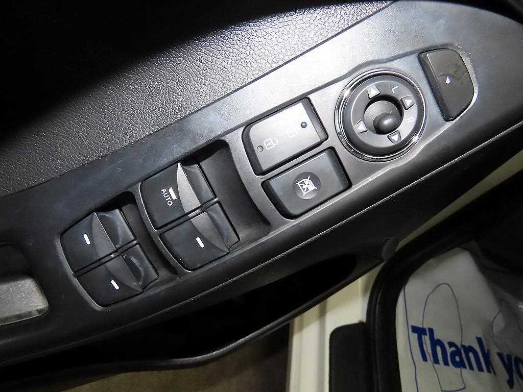 HYUNDAI Avante 2011 Blanco - Importación desde Corea - HF Imports Iquique - Foto 13