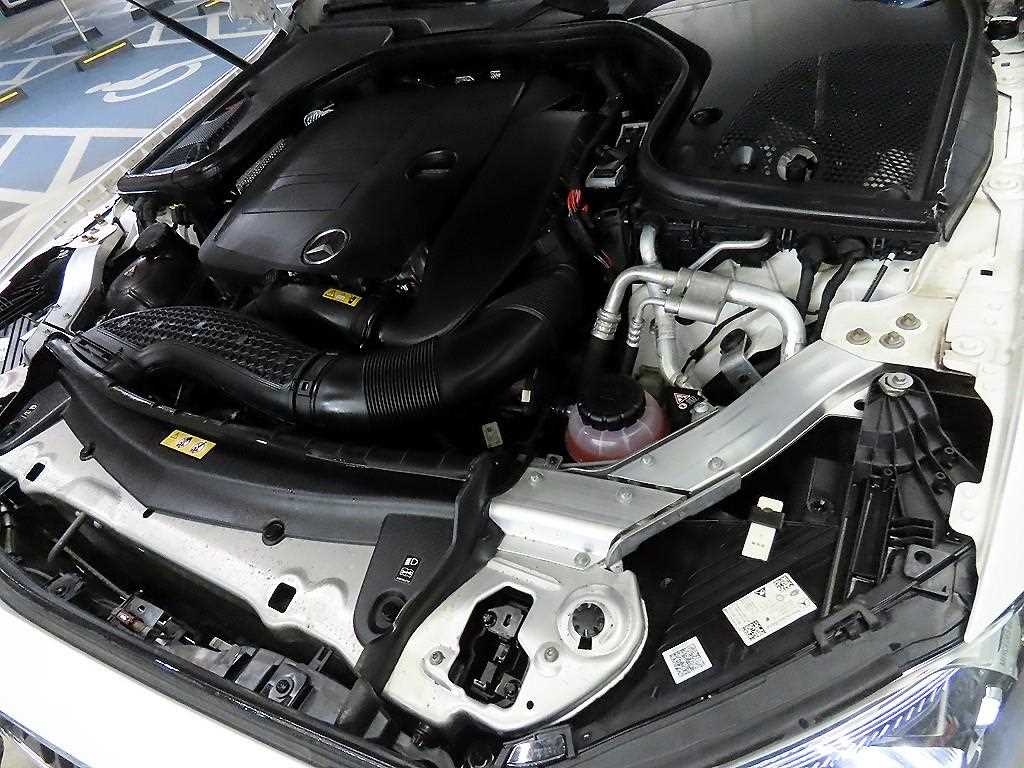 Mercedes Benz E class 2021 Blanco - Importación desde Corea - HF Imports Iquique - Foto 19