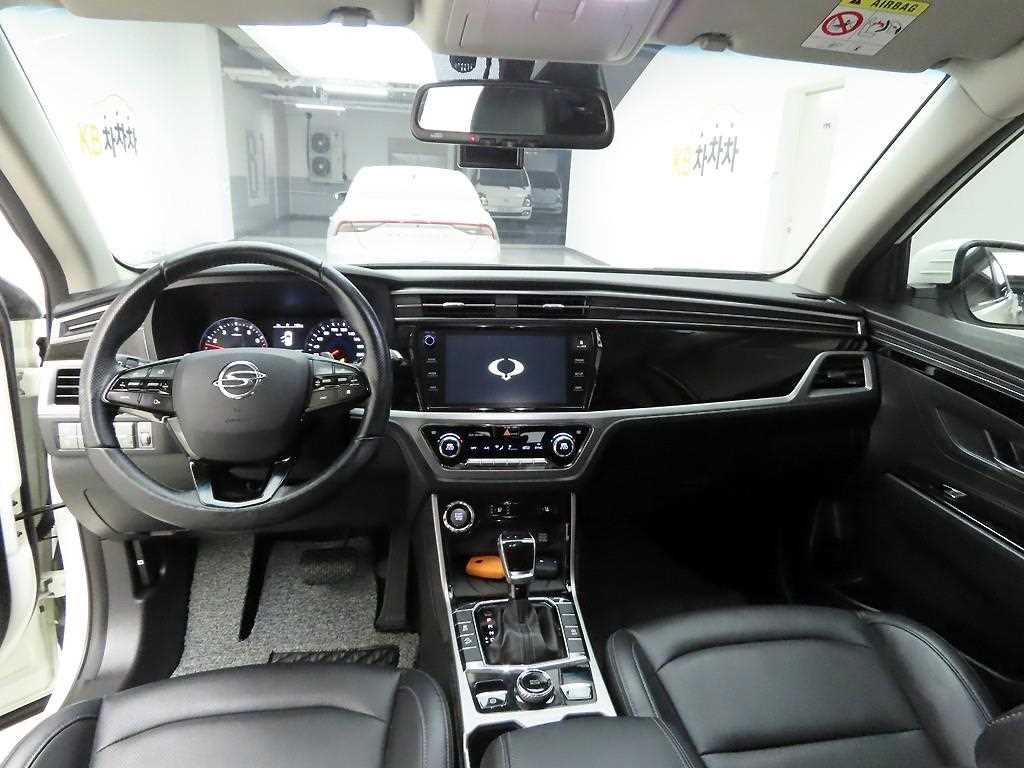 Ssangyong Korando - Vista 6