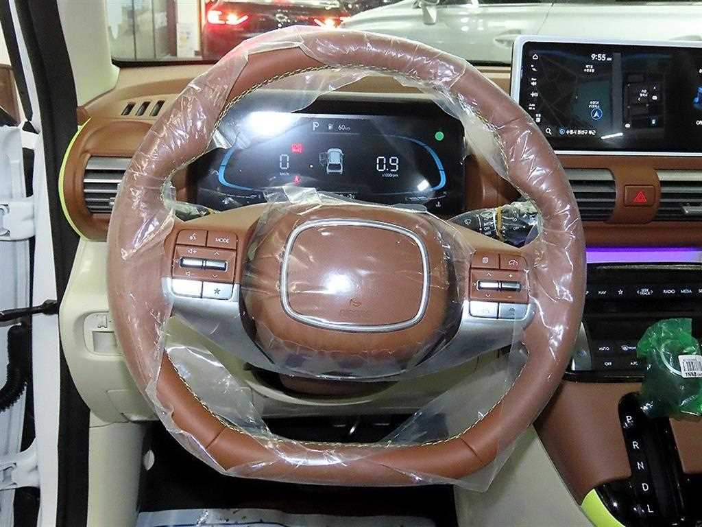 HYUNDAI Casper - Vista 11