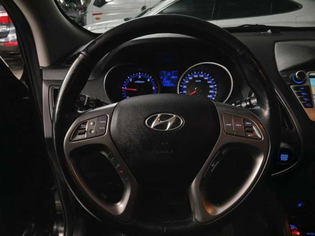 HYUNDAI Tucson - Vista 11