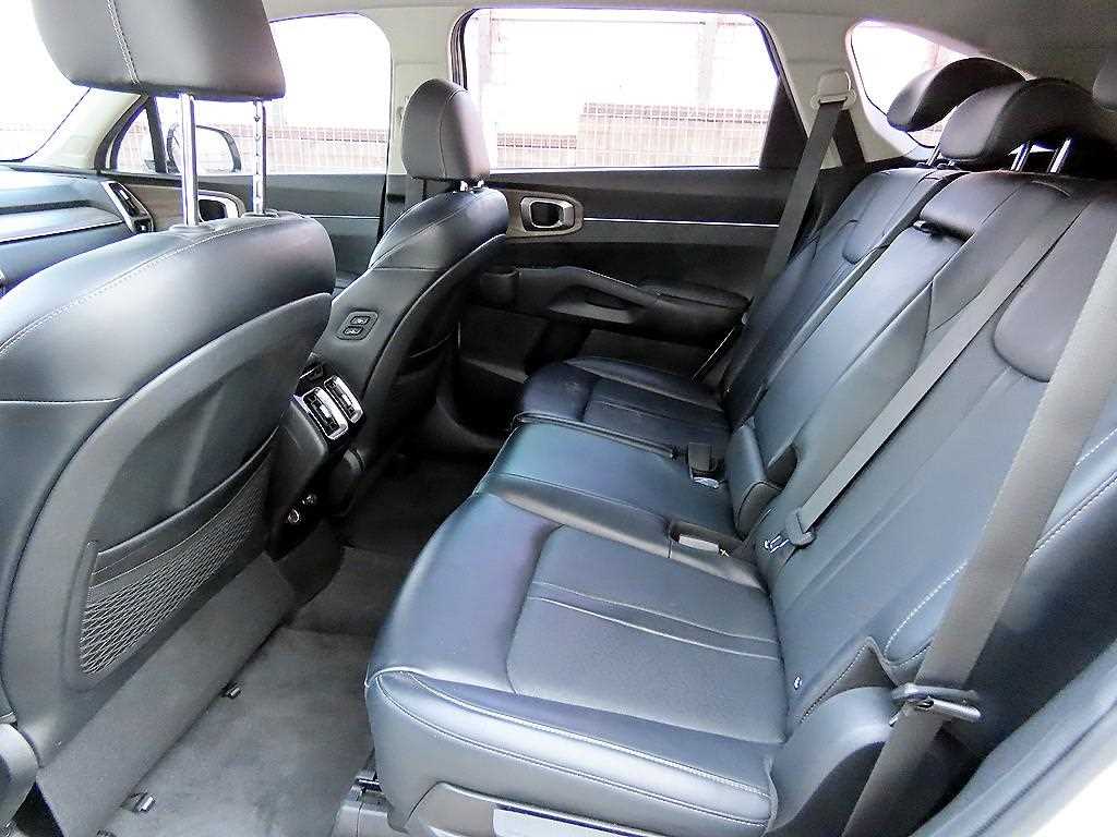 KIA Sorento - Vista 6