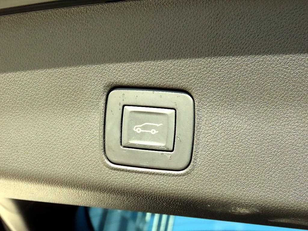 Chevrolet Trail Blazer 2023 Negro - Importación desde Corea - HF Imports Iquique - Foto 18