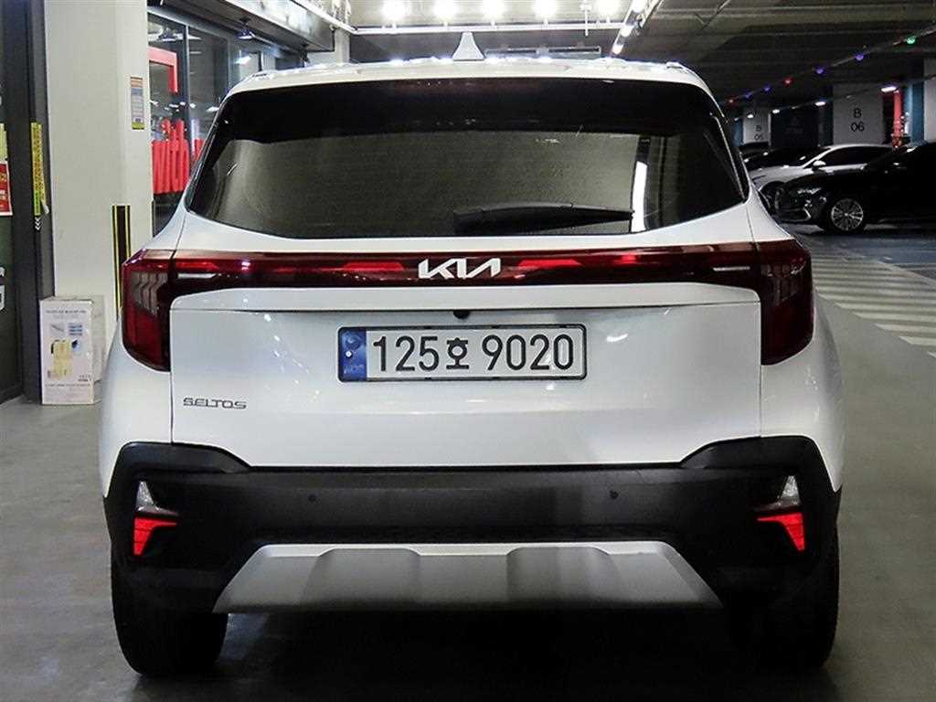 KIA Seltos - Vista 5