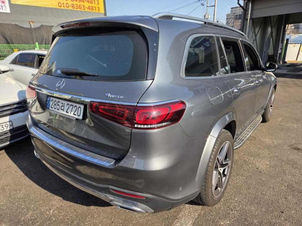 Mercedes Benz GLS Class - Vista 4