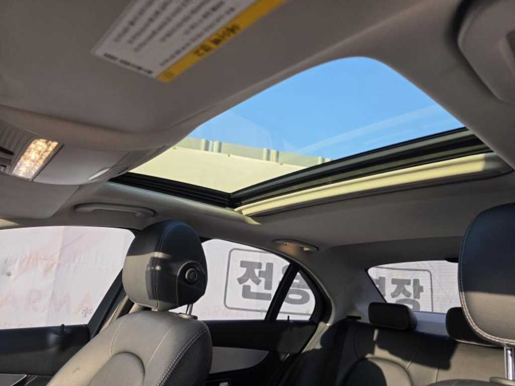 Mercedes Benz C Class 2016 Blanco - Importación desde Corea - HF Imports Iquique - Foto 17