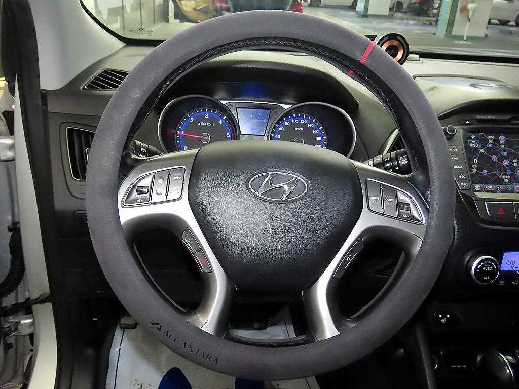 HYUNDAI Tucson - Vista 8