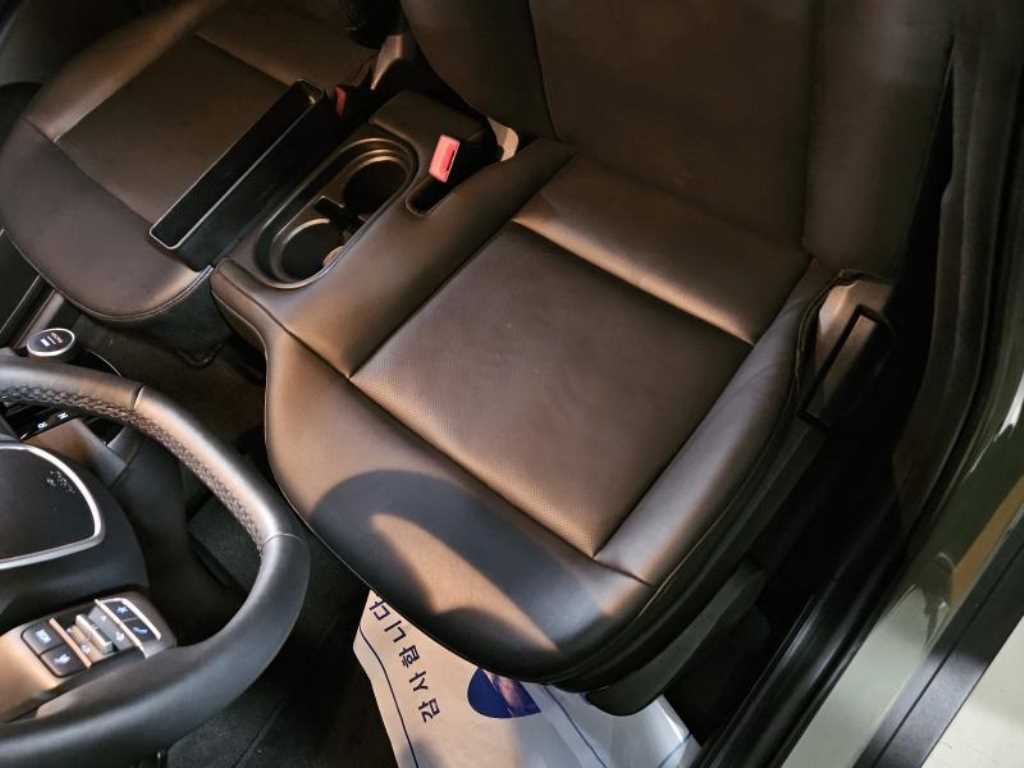 HYUNDAI Casper - Vista 11