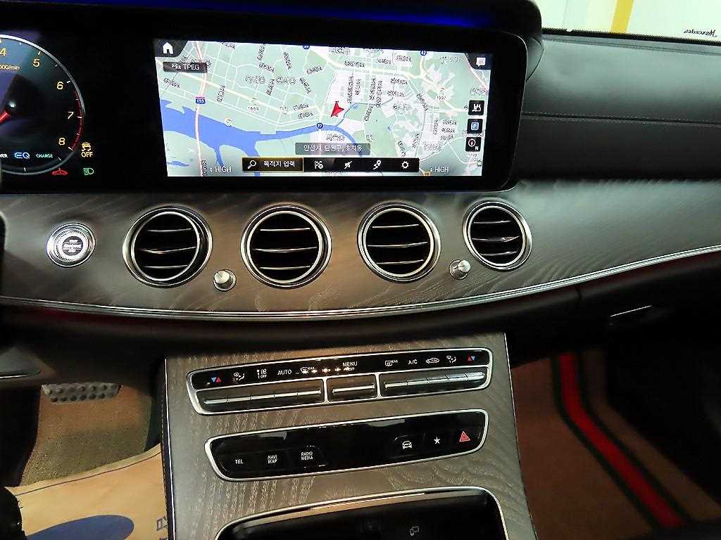 Mercedes Benz E class 2021 Blanco - Importación desde Corea - HF Imports Iquique - Foto 15