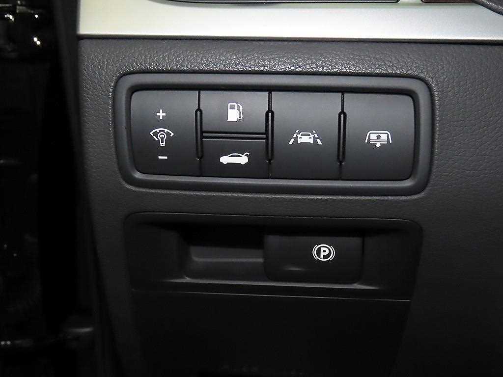 HYUNDAI Genesis 2015 Negro - Importación desde Corea - HF Imports Iquique - Foto 13