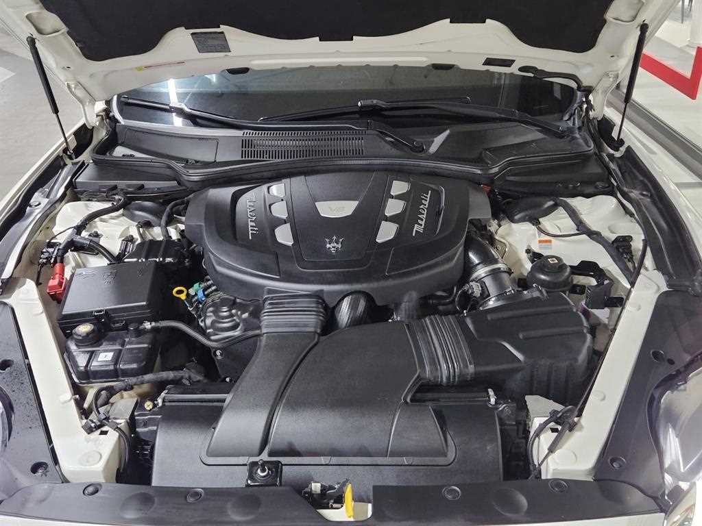 Maserati Quattroforte 2016 Blanco - Importación desde Corea - HF Imports Iquique - Foto 20