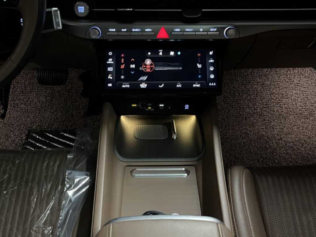 HYUNDAI Grandeur - Vista 12