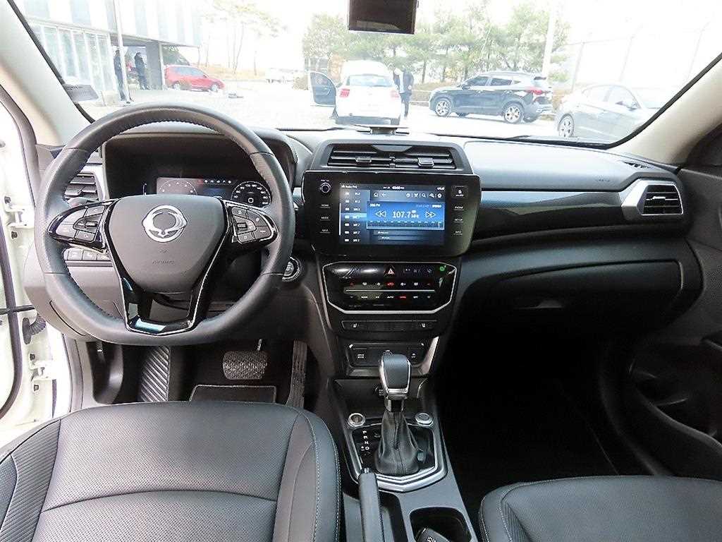 Ssangyong Tivoli - Vista 7