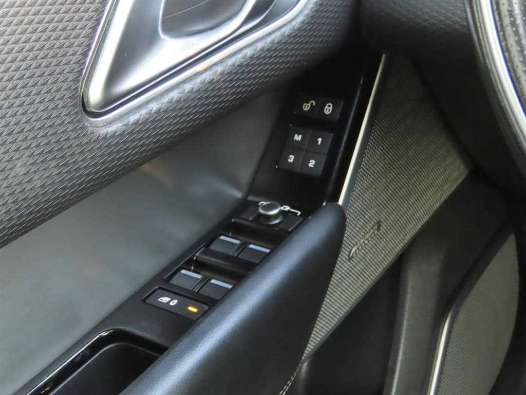 Land Rover Range Rover Bella - Vista 12