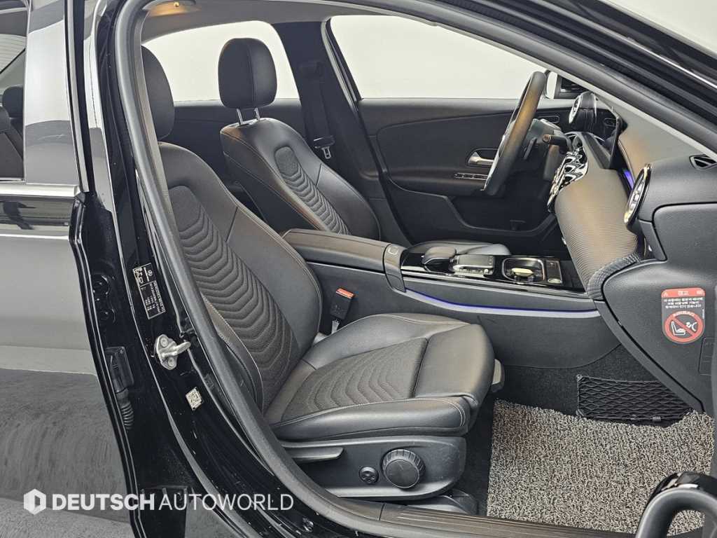 Mercedes Benz A Class - Vista 10